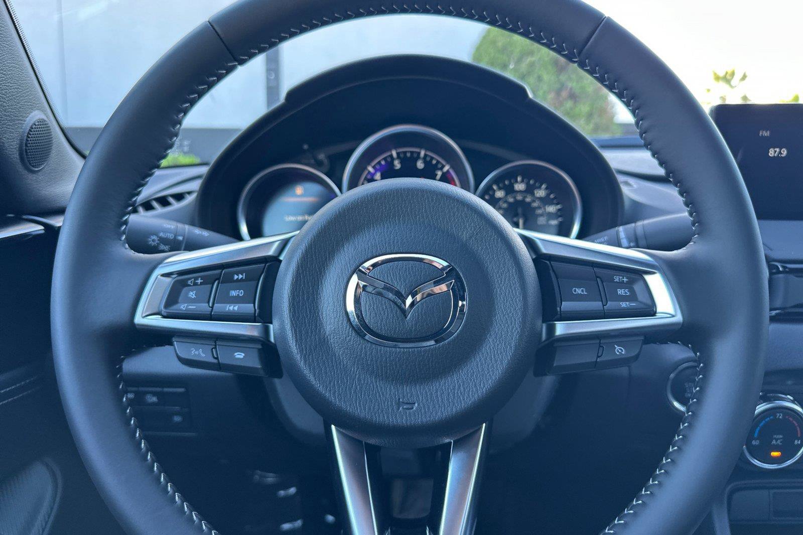 New 2026 MAZDA MX-5 Miata Grand Touring w/ Weather Package RWD image 25