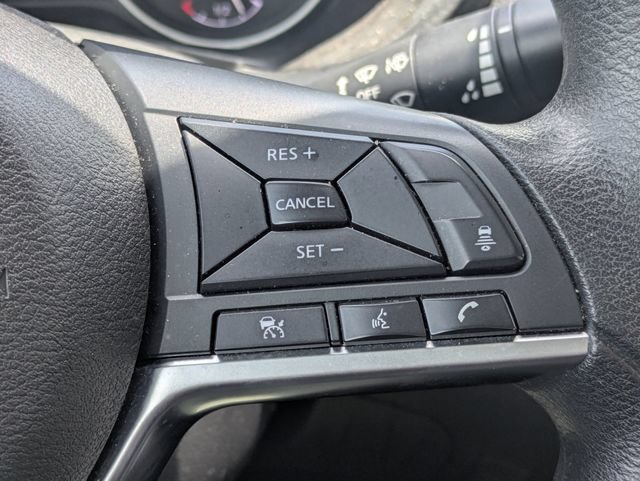Used 2025 Nissan Sentra SV FWD image 29