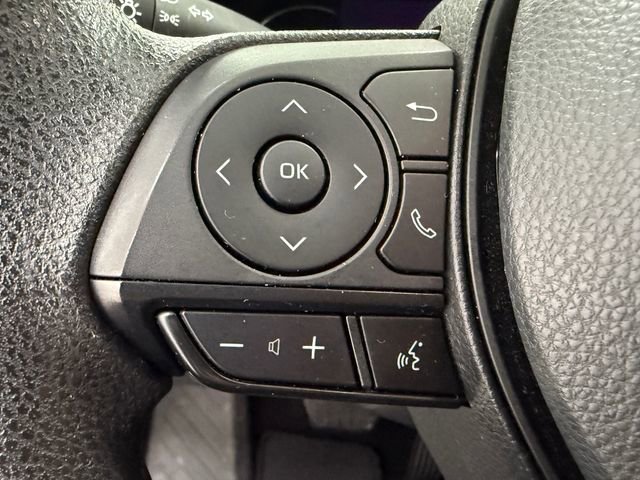 Used 2023 Toyota RAV4 XLE w/ Convenience Package FWD image 10