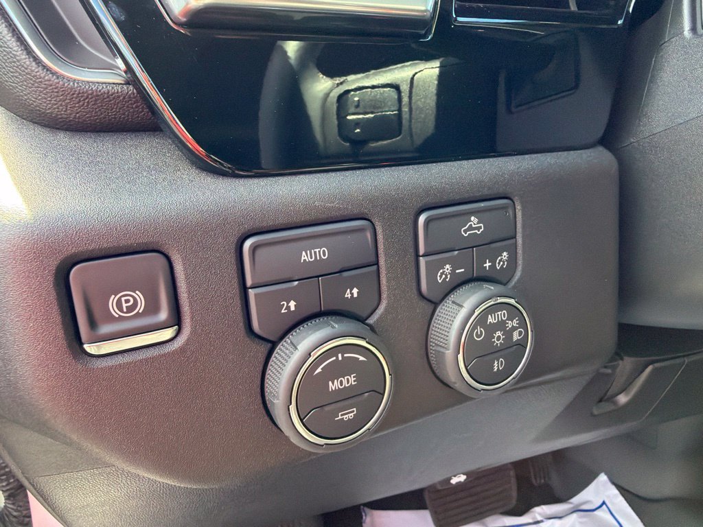 Certified 2026 Chevrolet Silverado 1500 RST w/ RST Select Package AWD/4WD image 17