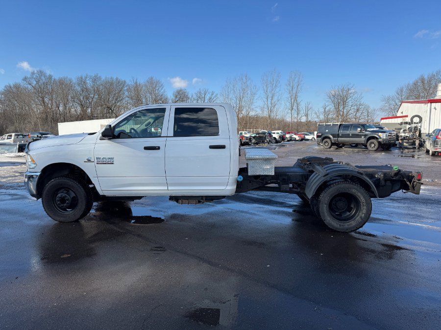 Used 2017 RAM 3500 Tradesman w/ Chrome Appearance Group image 2