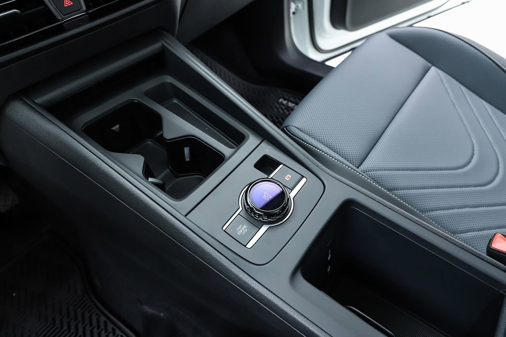 New 2026 Volkswagen Tiguan SE image 63