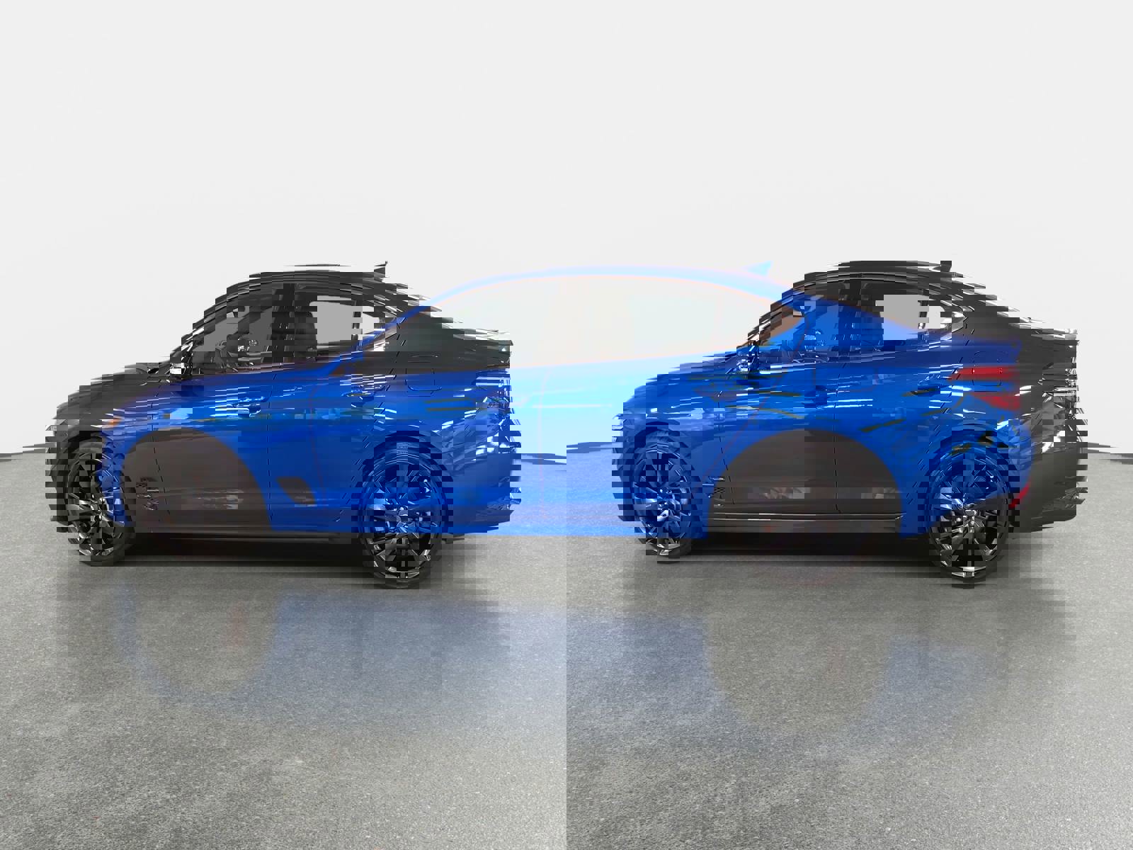 Used 2023 Genesis G70 2.0T w/ Sport Prestige Package image 8