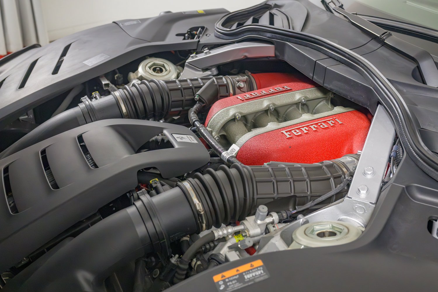 Certified 2025 Ferrari Purosangue AWD/4WD image 57