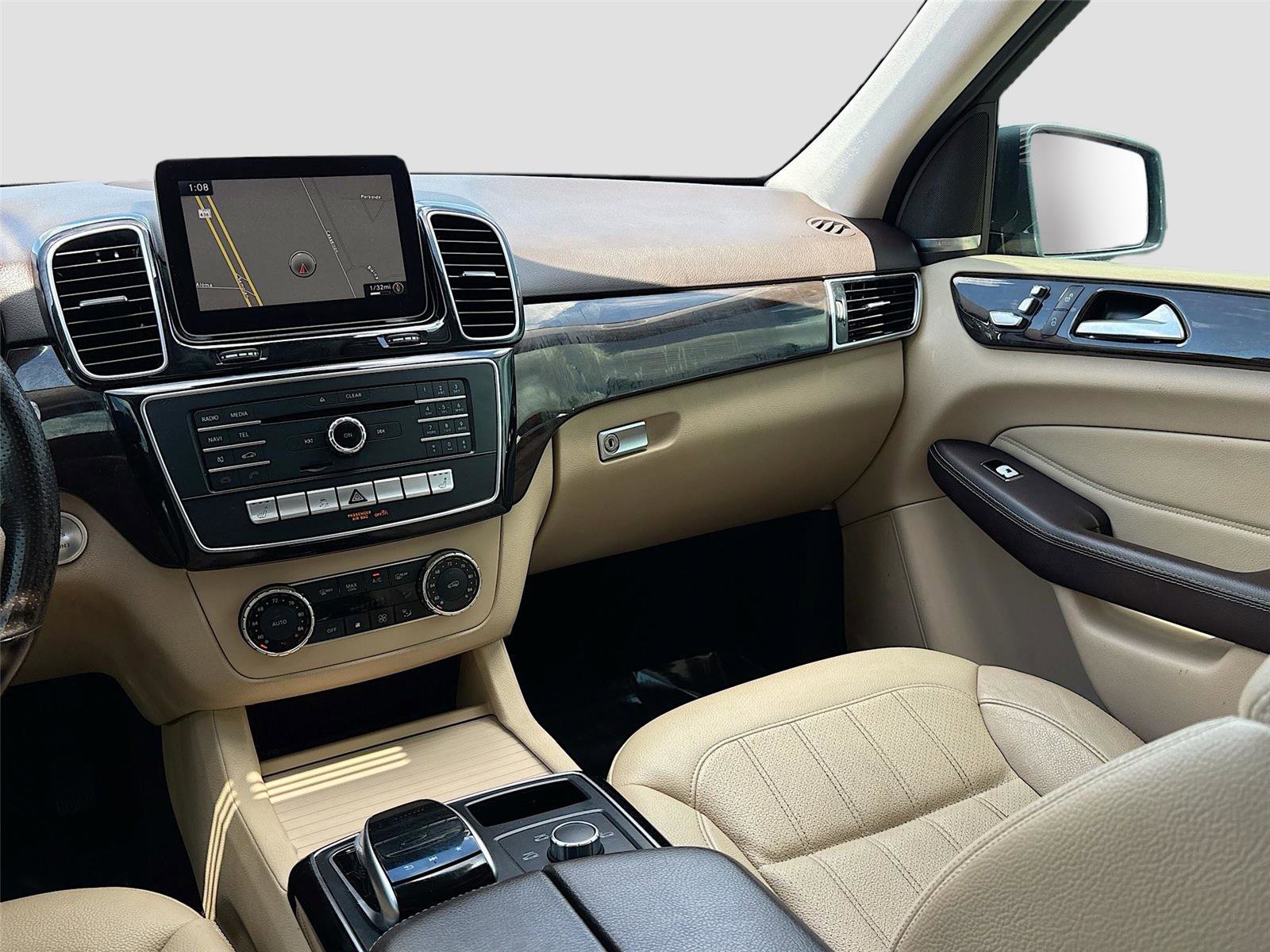 Used 2017 Mercedes-Benz GLE 350 w/ Premium 1 Package image 26