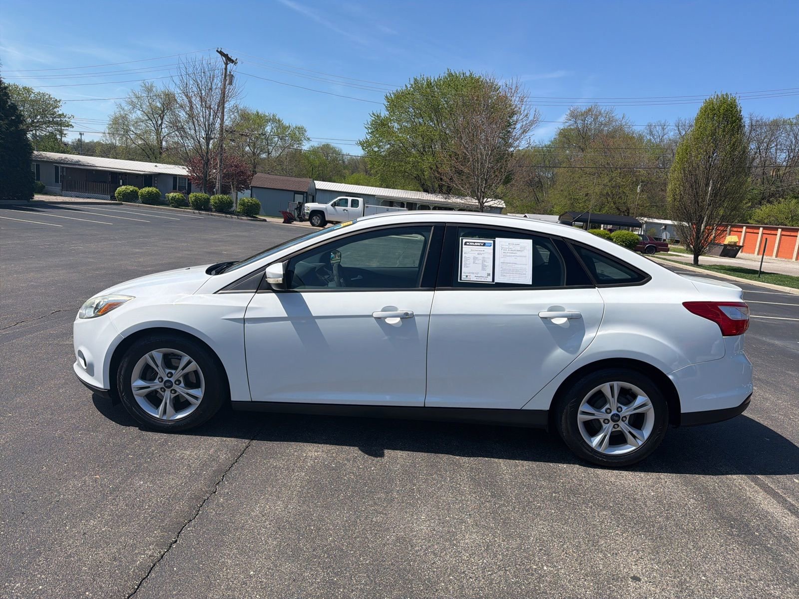 Used 2014 Ford Focus SE image 2