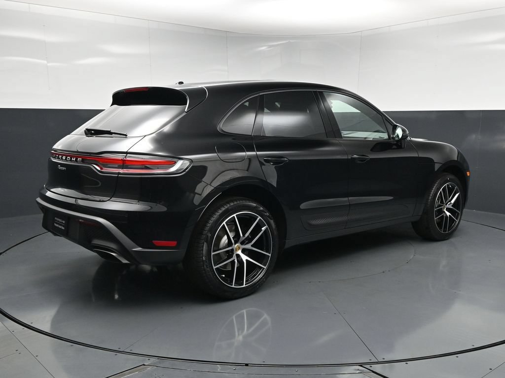 New 2026 Porsche Macan AWD/4WD image 14