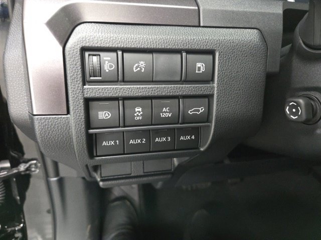 New 2026 Toyota 4Runner TRD Off-Road Premium AWD/4WD image 31