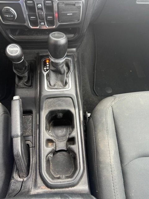 Used 2021 Jeep Gladiator Sport AWD/4WD image 31