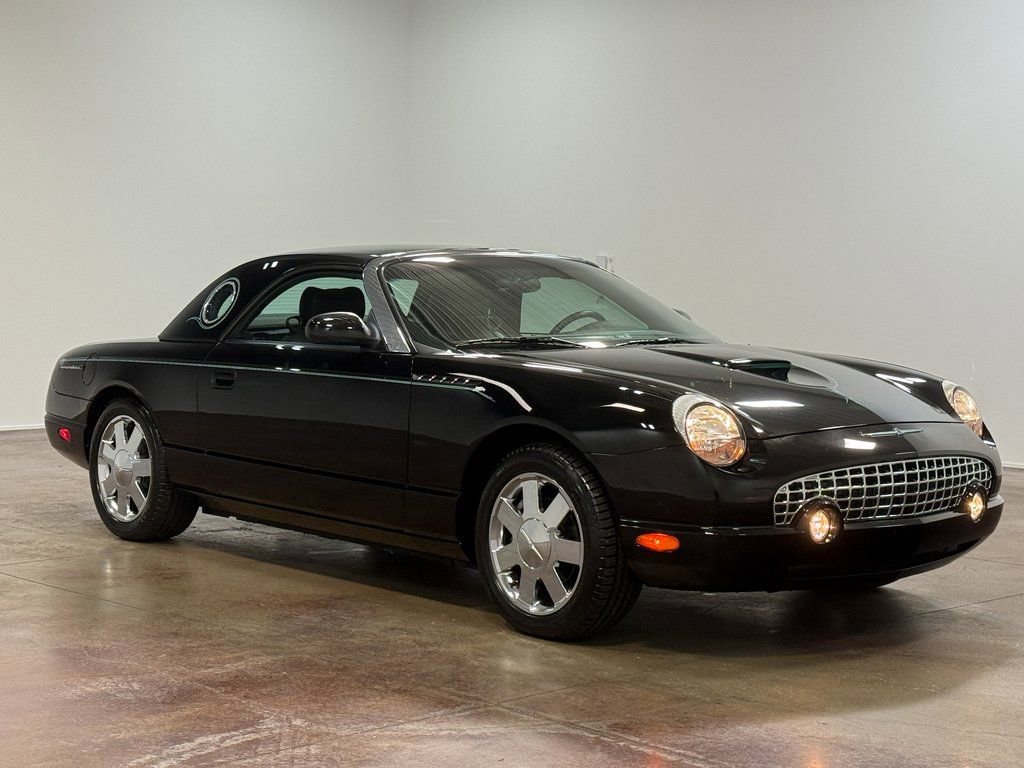 Used 2002 Ford Thunderbird image 21