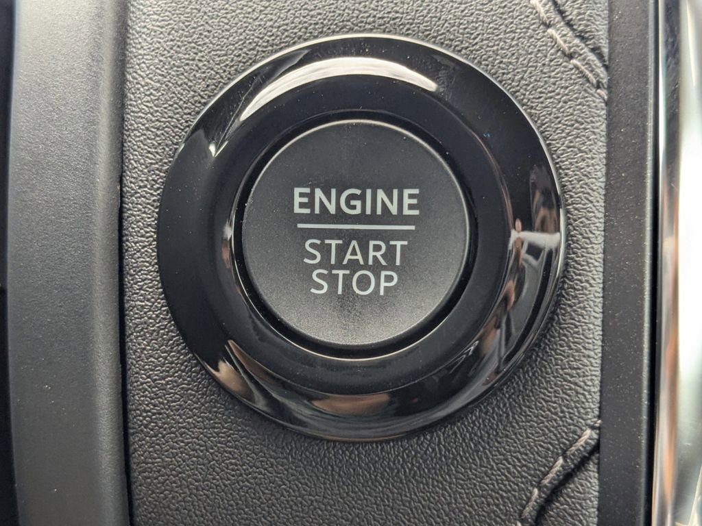 New 2025 Ford Expedition Max Platinum w/ Stealth Performance Package image 36