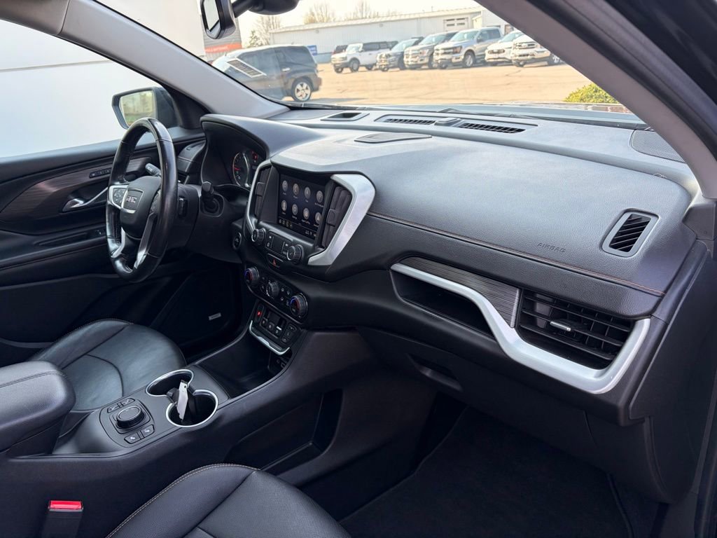 Used 2020 GMC Terrain SLT w/ Preferred Package image 24