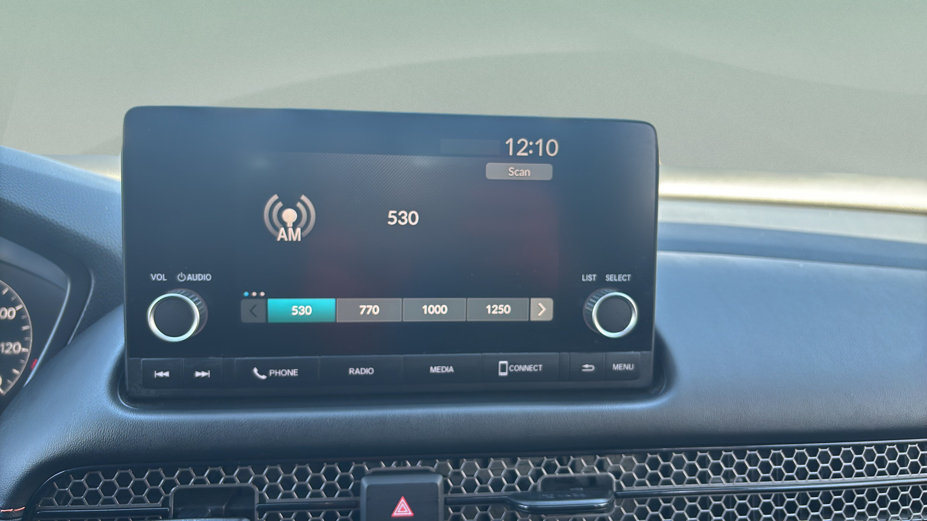 Used 2025 Honda HR-V Sport image 29