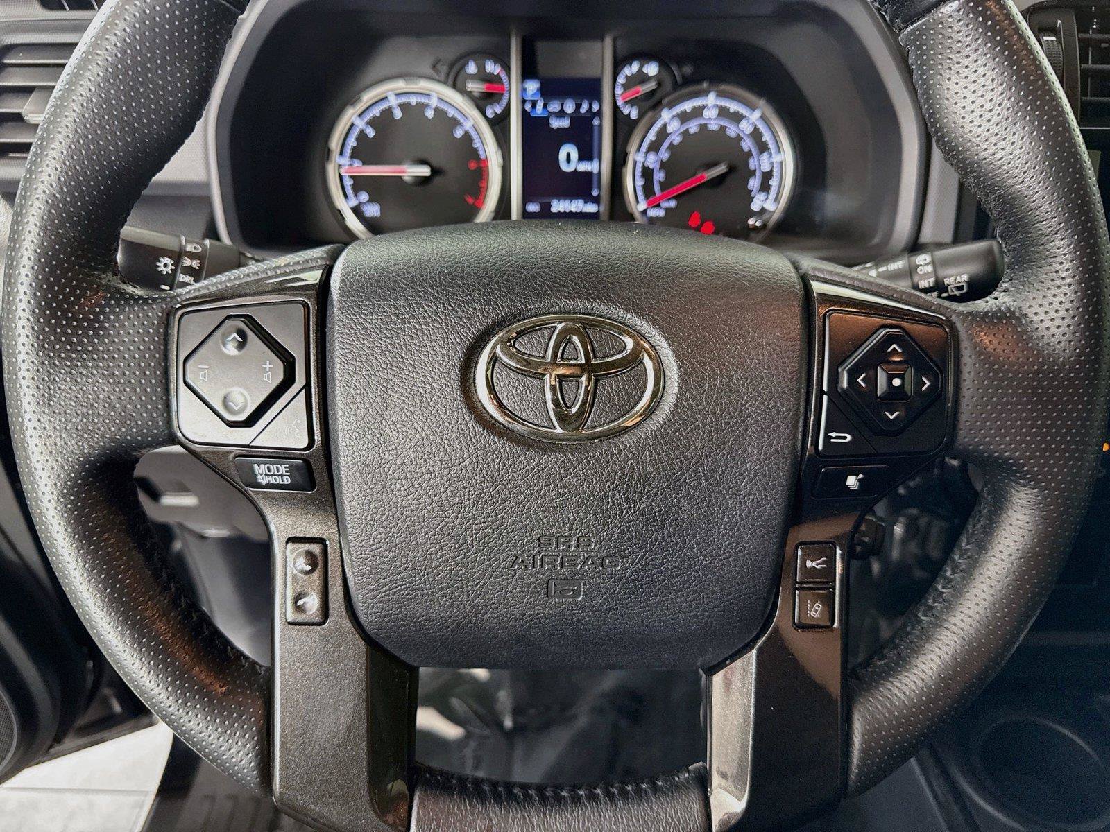 Certified 2024 Toyota 4Runner TRD Off-Road Premium w/ Moonroof Package AWD/4WD image 17