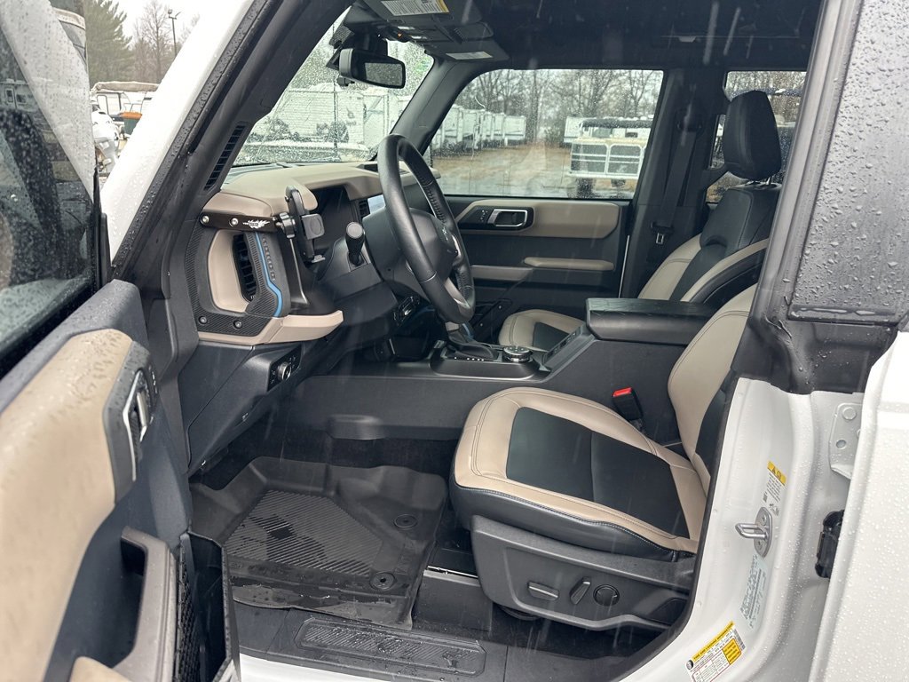 Used 2023 Ford Bronco Wildtrak image 13