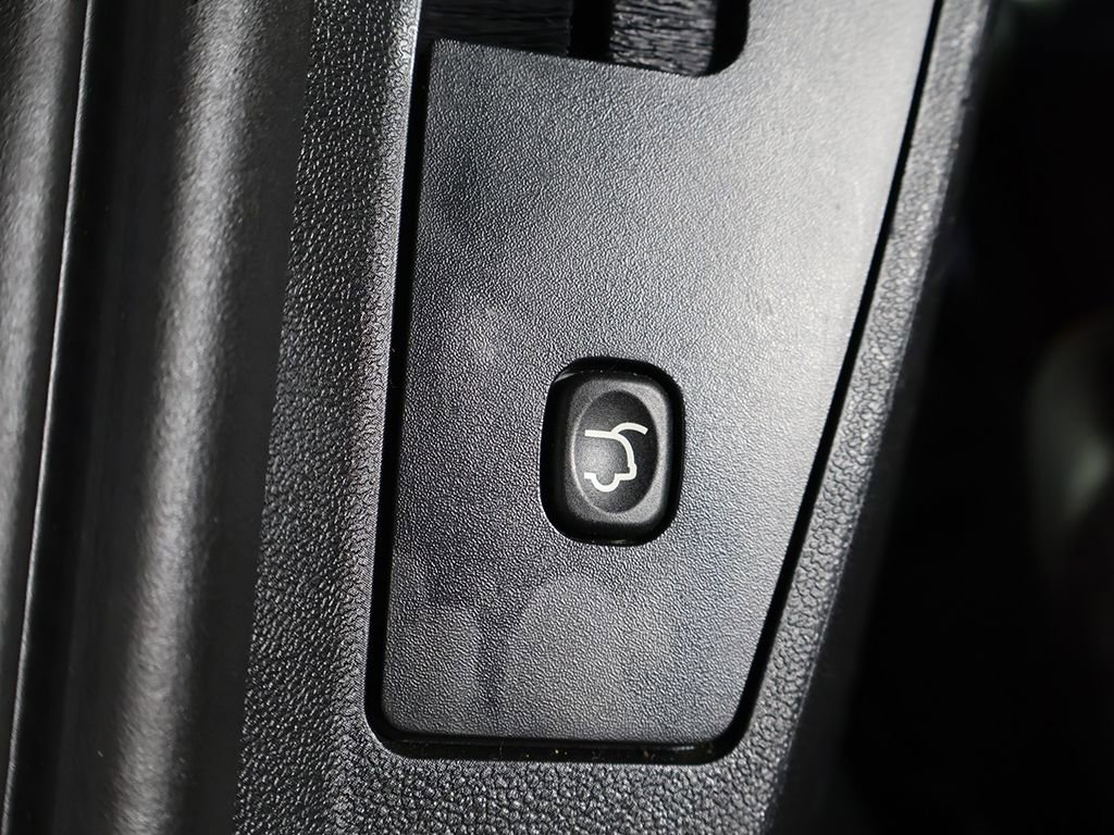Used 2019 Dodge Grand Caravan GT FWD image 17