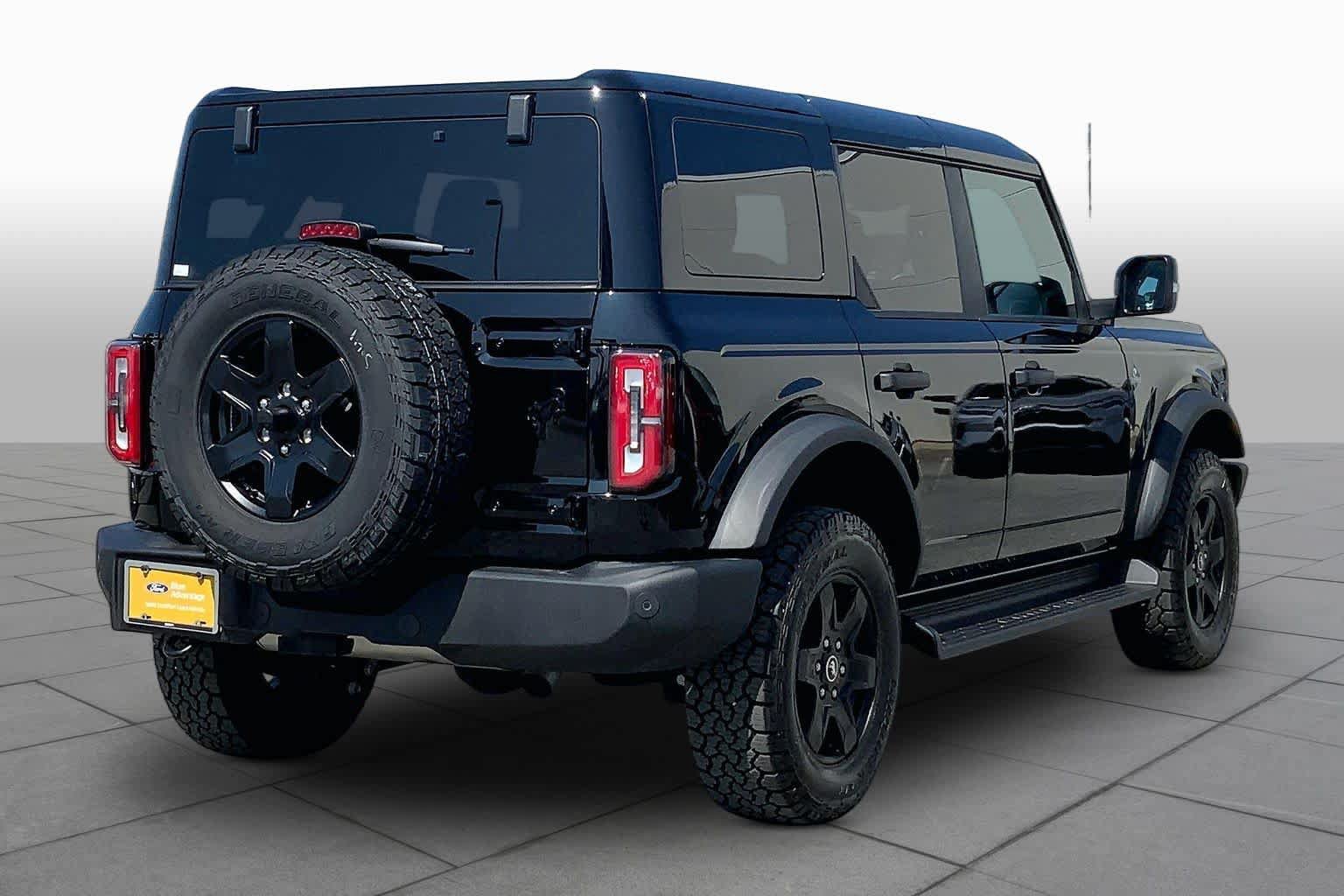 Certified 2025 Ford Bronco Outer Banks AWD/4WD image 14