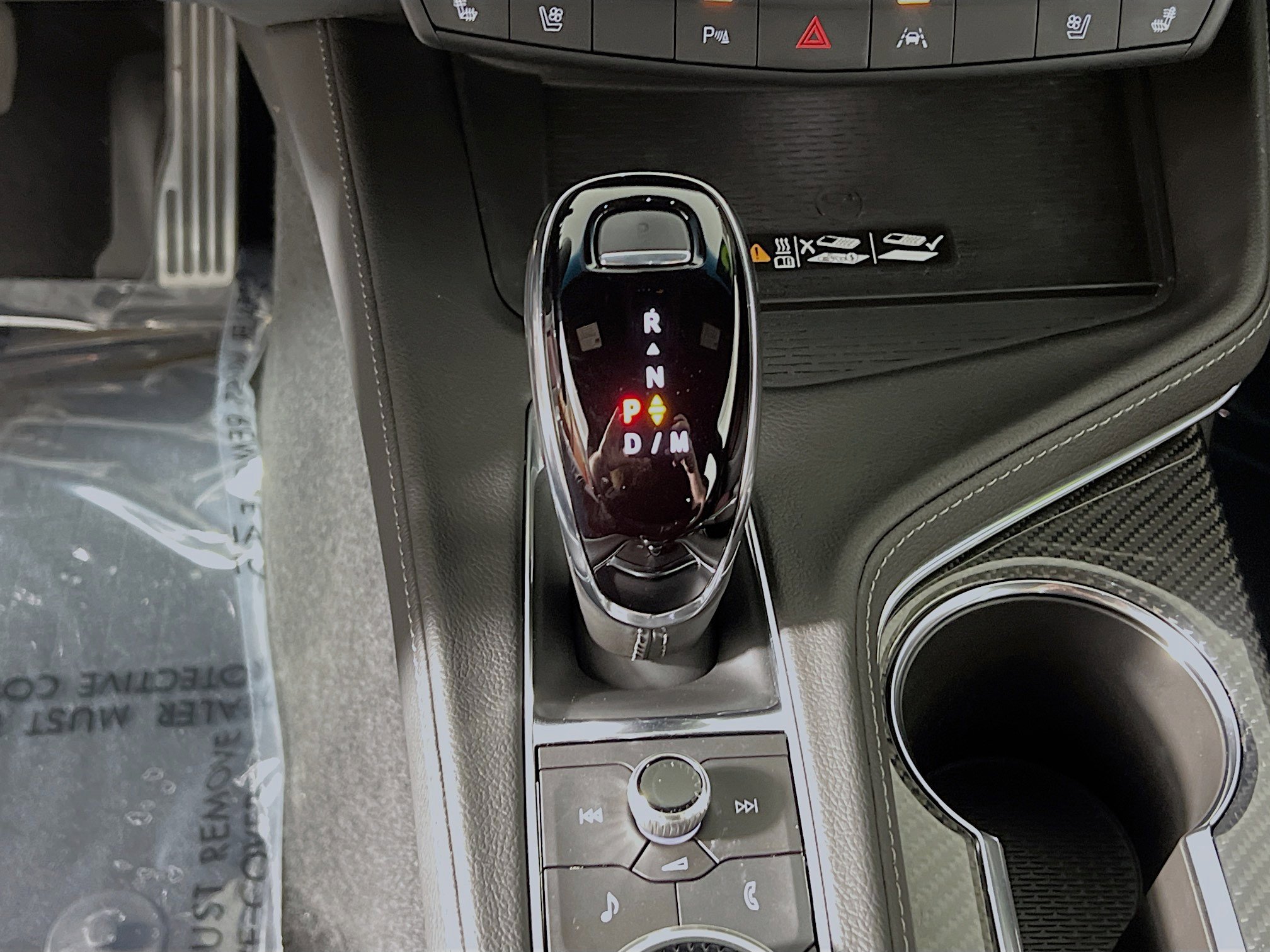 Used 2025 Cadillac CT4 V w/ Technology Package image 24