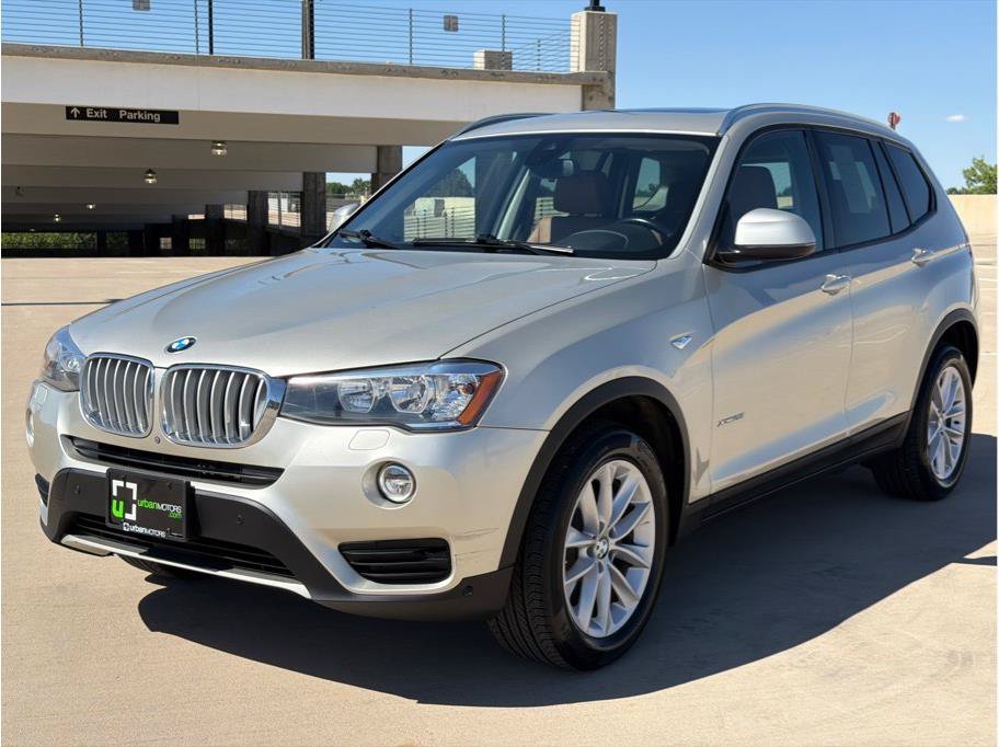 Used 2016 BMW X3 xDrive28i AWD/4WD image 3