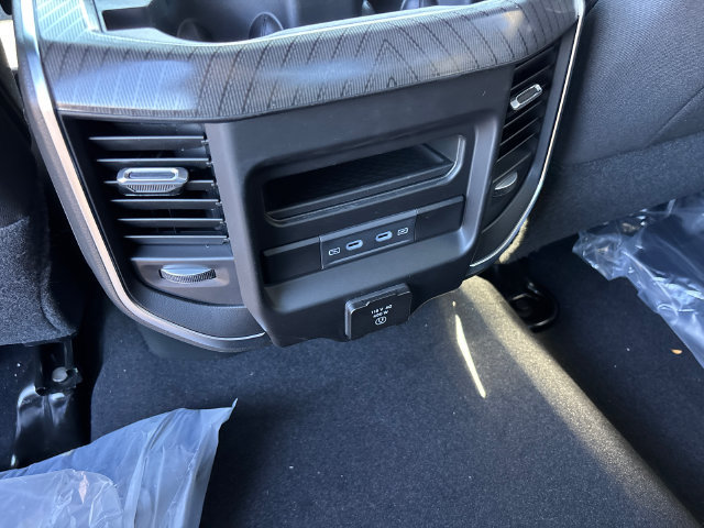 New 2027 RAM 2500 Big Horn AWD/4WD image 13
