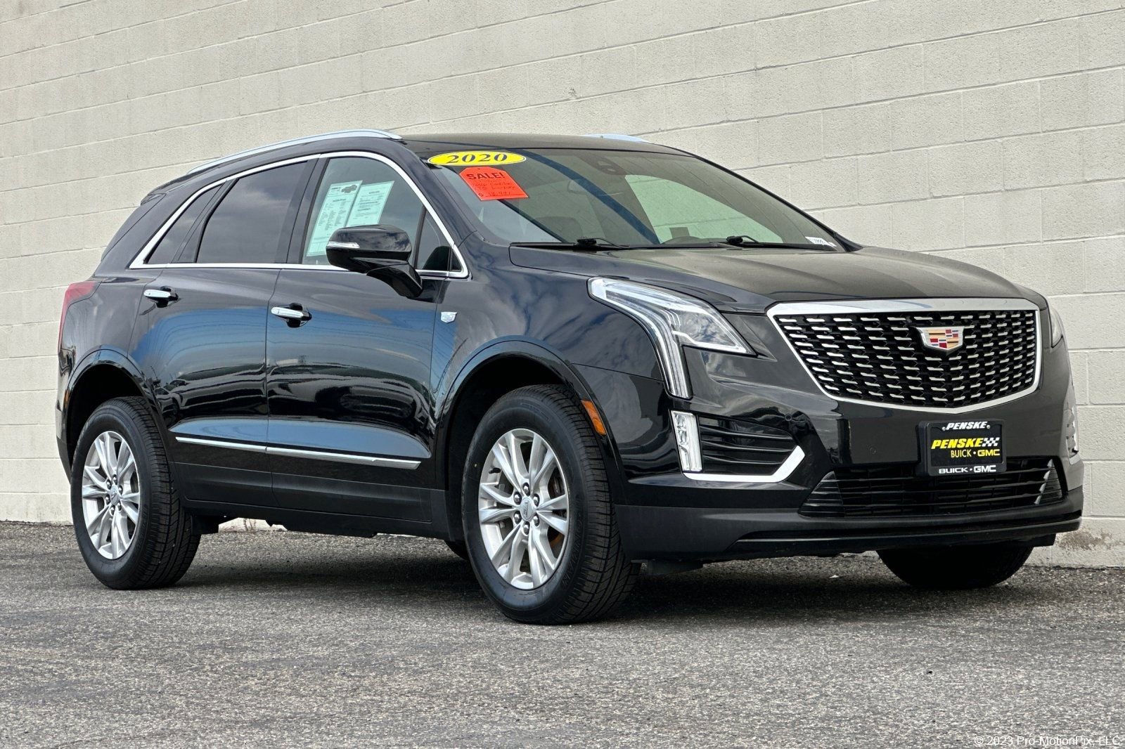Certified 2020 Cadillac XT5 Luxury w/ LPO, Floor Liner Package
