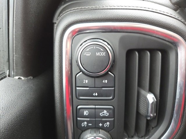 Used 2020 Chevrolet Silverado 2500 LT w/ Convenience Package image 10