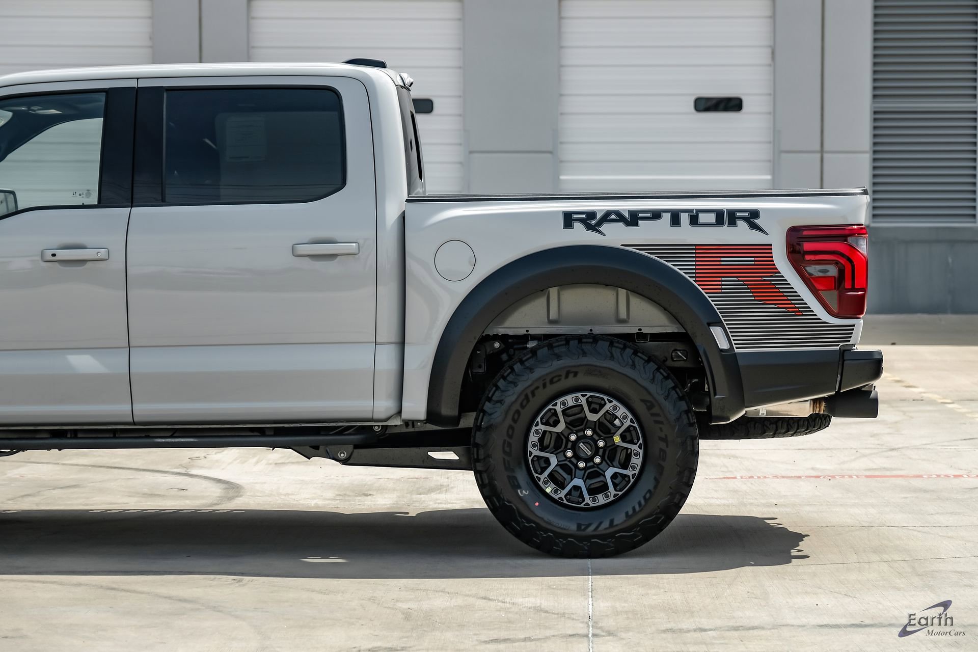 Used 2026 Ford F150 Raptor AWD/4WD image 9