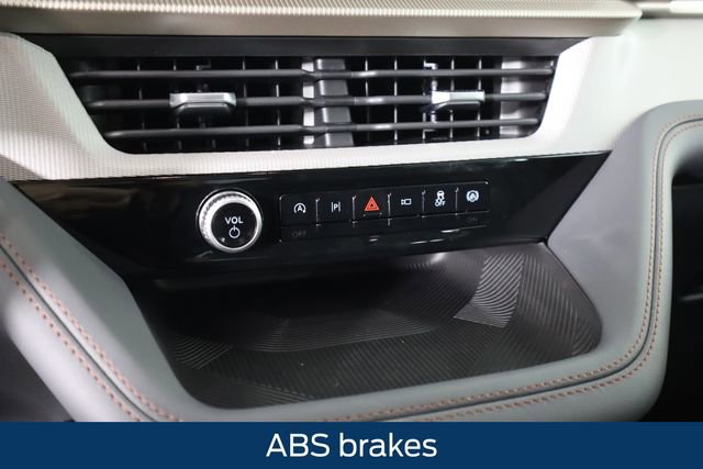 New 2026 Ford Explorer Active w/ Active Comfort Package image 37