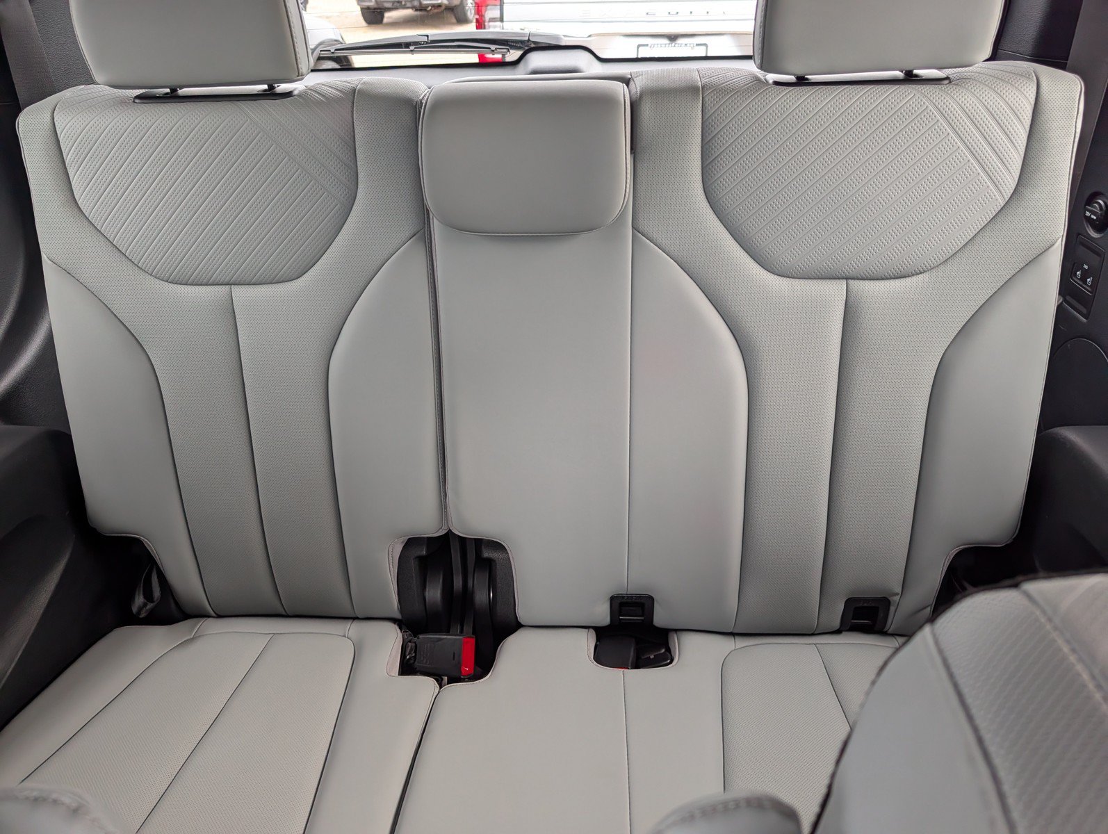 Used 2025 Hyundai Palisade SEL AWD/4WD image 17