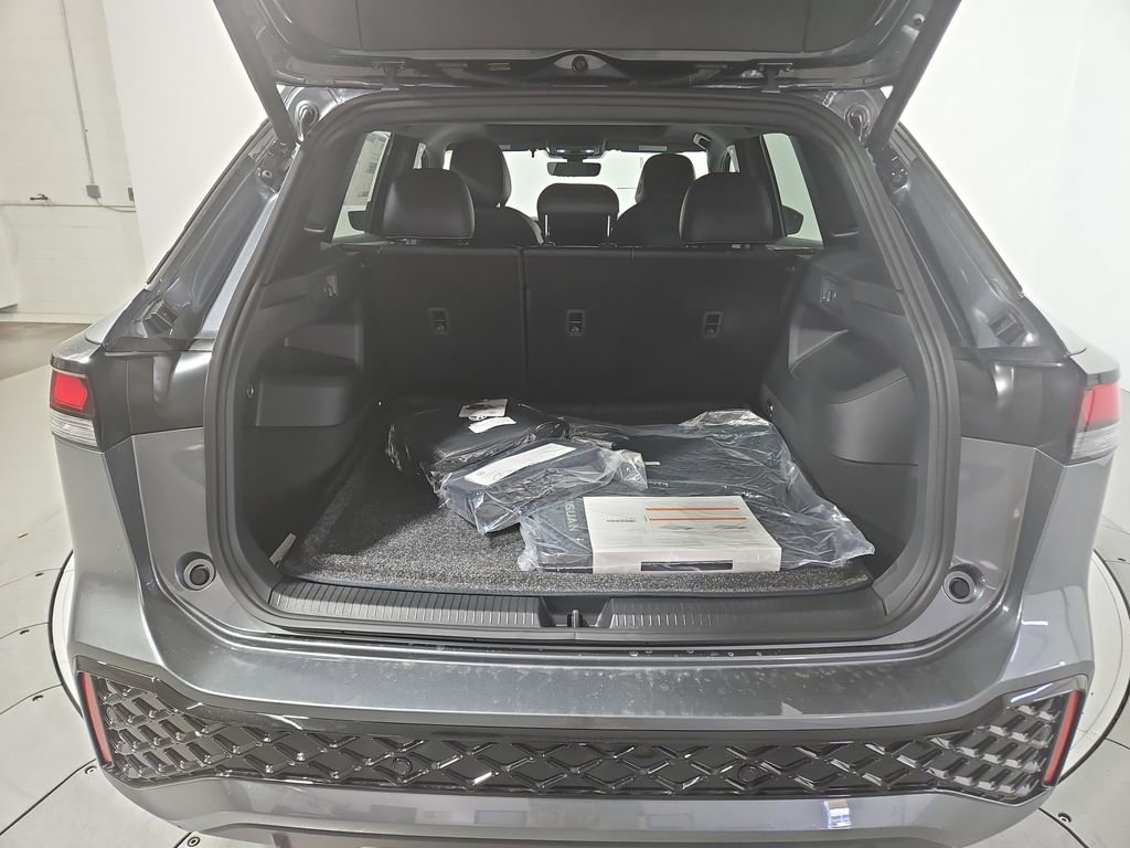 New 2026 Volkswagen Tiguan SE R-Line image 22