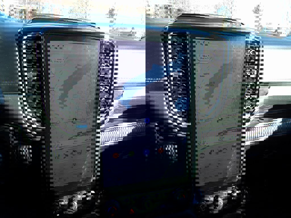 Used 2024 Ford Ranger Lariat w/ Trailer Tow Package image 25