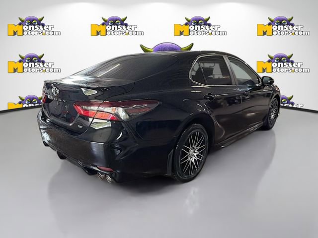 Used 2021 Toyota Camry SE FWD image 4