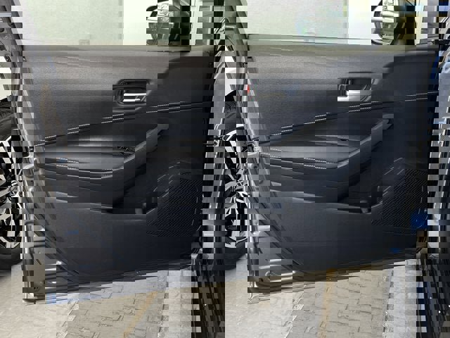 Used 2023 Toyota Corolla SE image 9