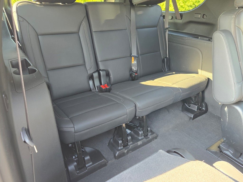 Used 2026 Chevrolet Suburban High Country w/ Sun And Tow Package AWD/4WD image 12