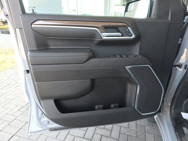 Used 2024 Chevrolet Silverado 1500 LT image 19