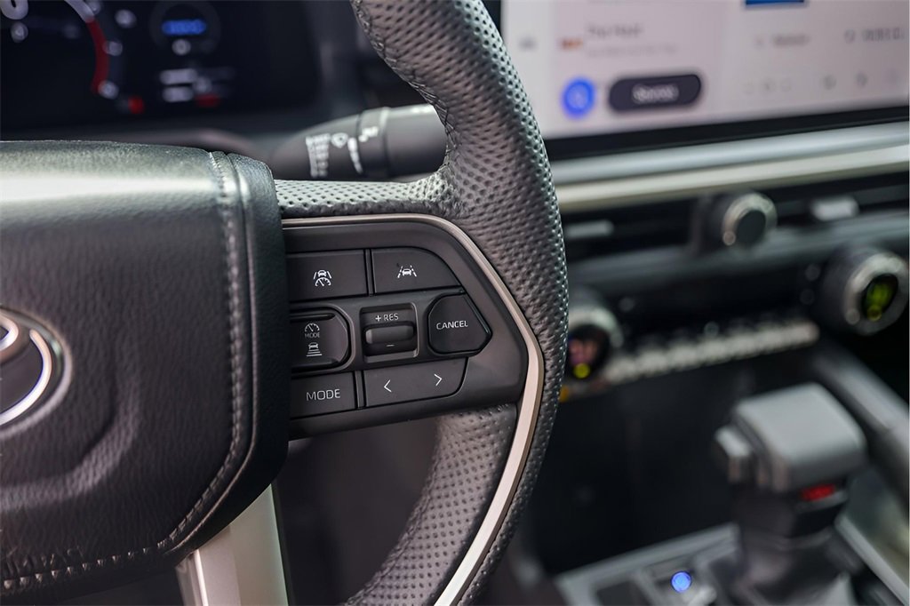 Used 2024 Toyota Tacoma 4x4 Double Cab Hybrid image 16