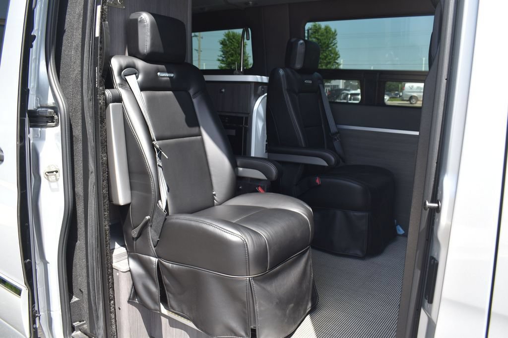 Used 2022 Mercedes-Benz Sprinter 3500 image 35