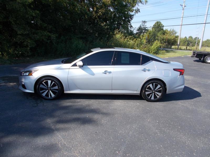Used 2019 Nissan Altima 2.5 SV image 3