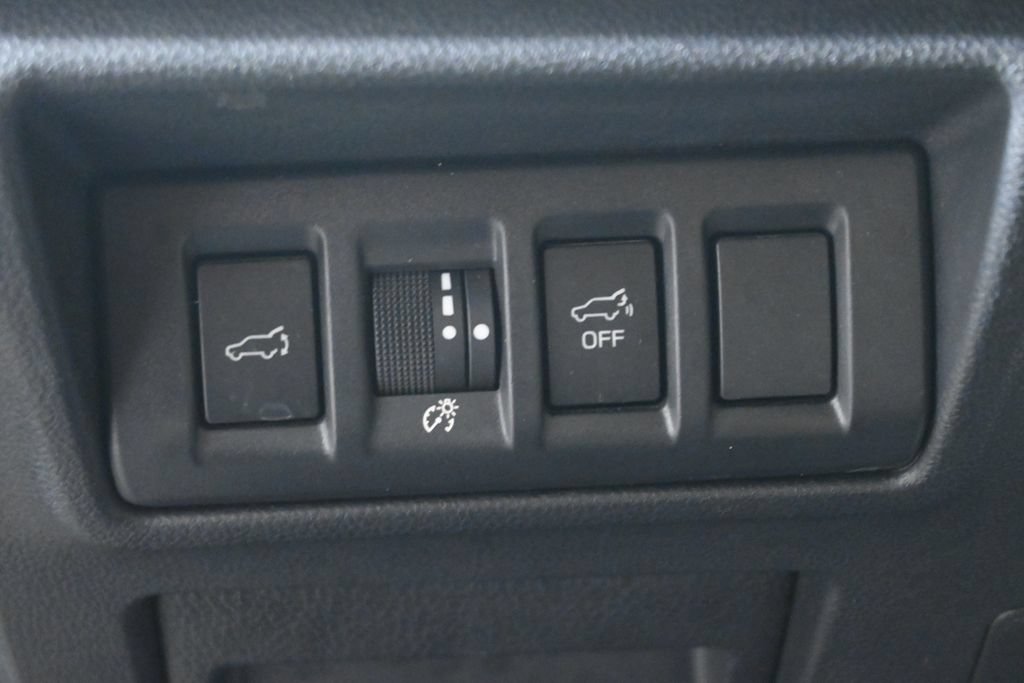Used 2020 Subaru Outback Premium AWD/4WD image 26