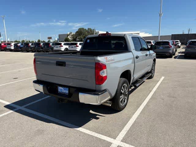 Used 2020 Toyota Tundra SR5 w/ SR5 Leather Package RWD image 5