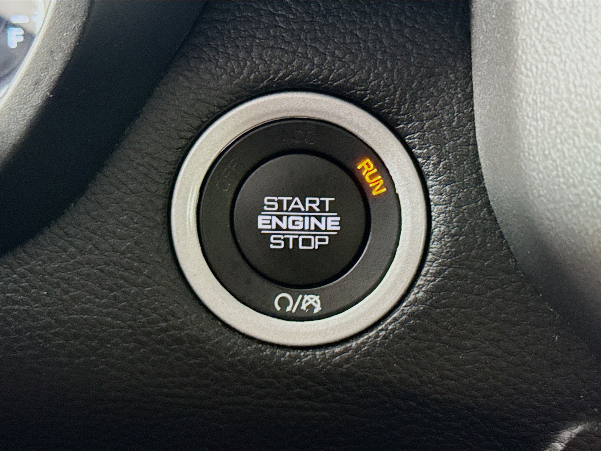 Used 2023 RAM 1500 Laramie AWD/4WD image 21