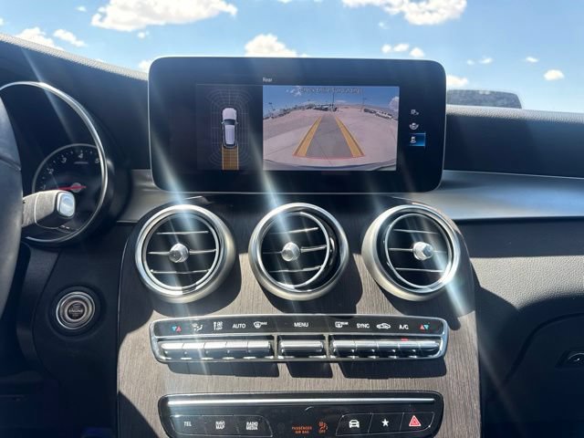 Used 2021 Mercedes-Benz GLC 300 image 23