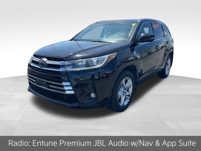 Used 2019 Toyota Highlander Limited image 3