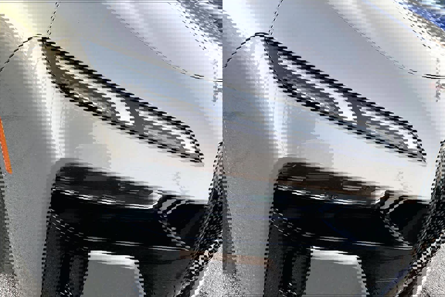 Used 2025 BMW i7 xDrive60 image 26