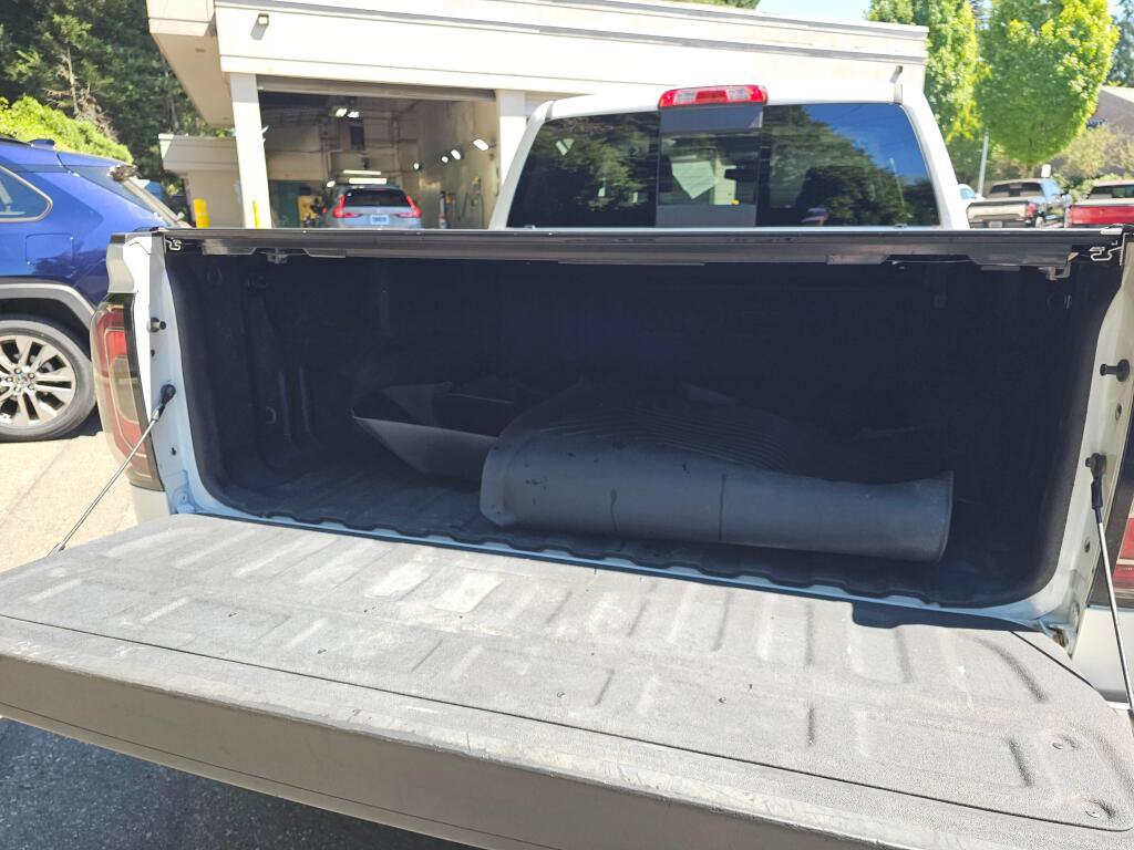 Used 2017 GMC Sierra 1500 SLT AWD/4WD image 18