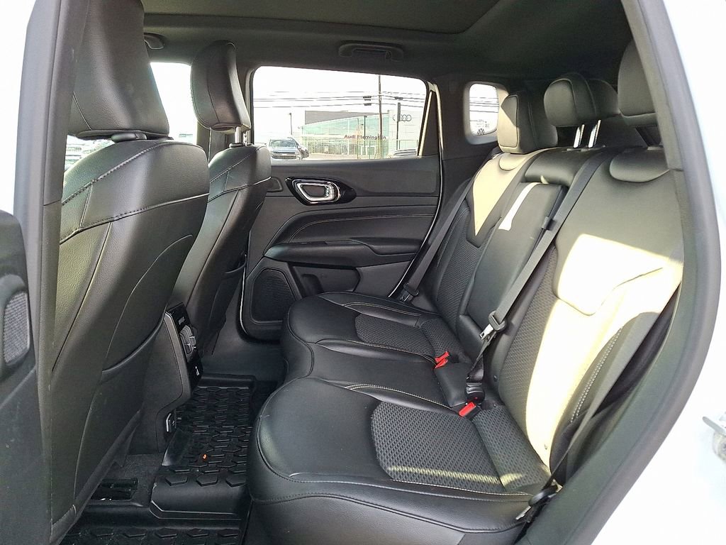 Used 2023 Jeep Compass Altitude w/ Sun and Sound Group image 13