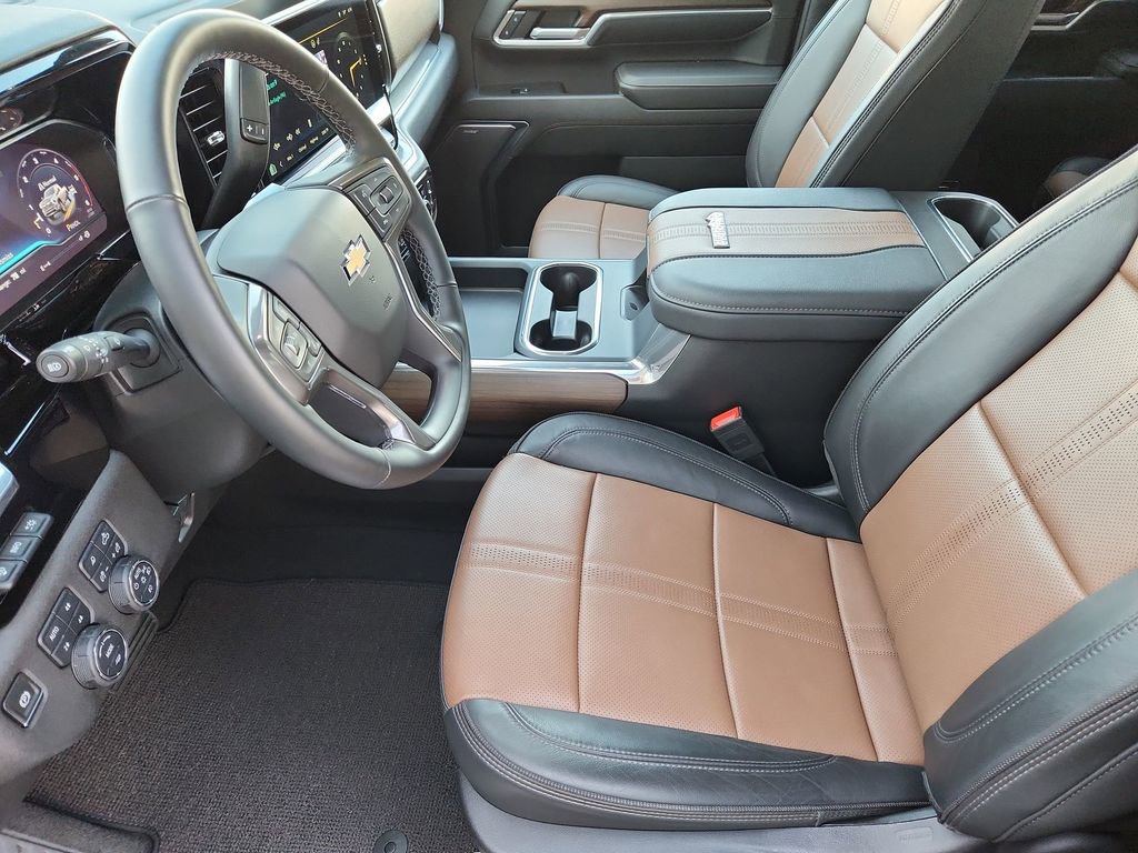 Certified 2024 Chevrolet Silverado 3500 High Country w/ High Country Premium Package image 20