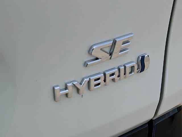 Used 2022 Toyota RAV4 SE AWD/4WD image 11