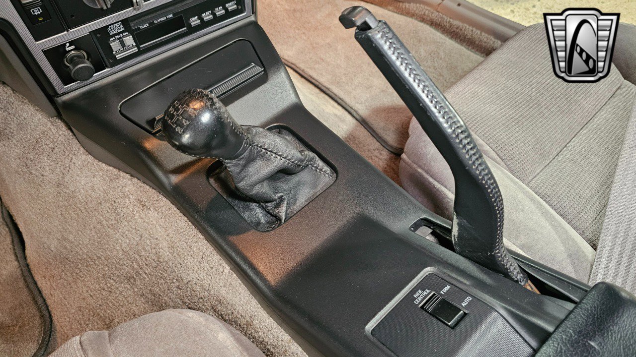Used 1989 Mercury Cougar XR7 image 22