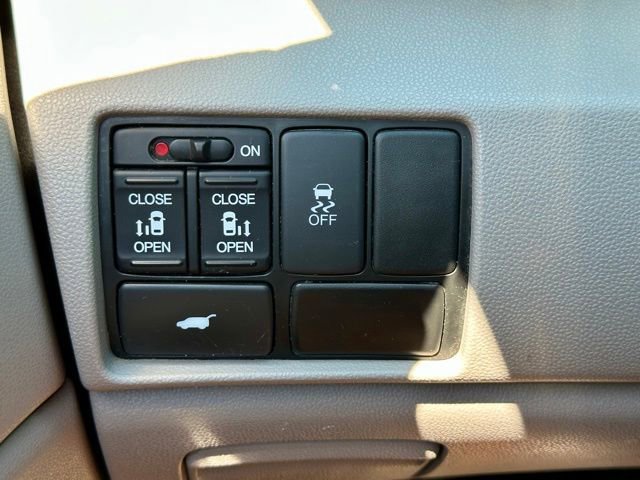Used 2013 Honda Odyssey EX-L image 37